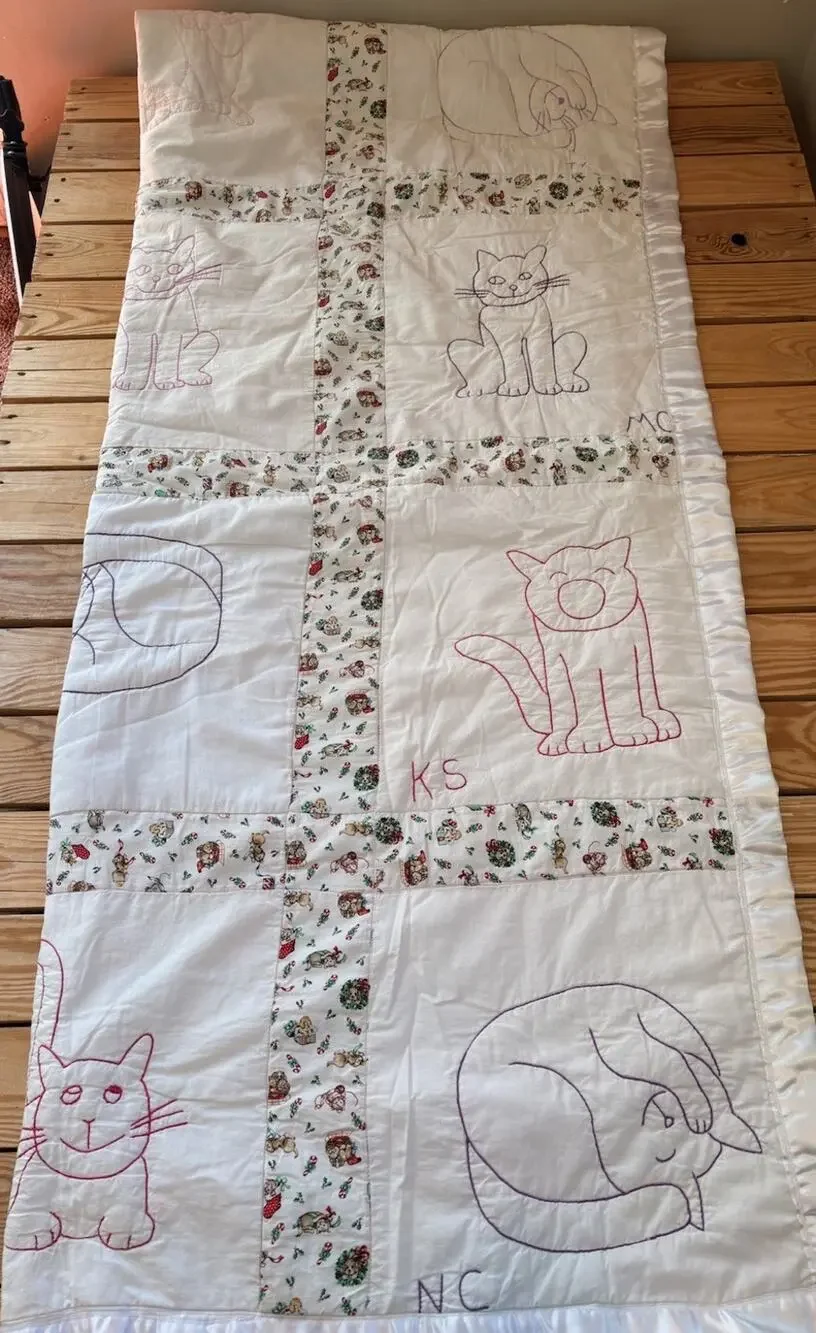 Vintage Handmade Embroidered Cat Quilt Size 64x50 White H2